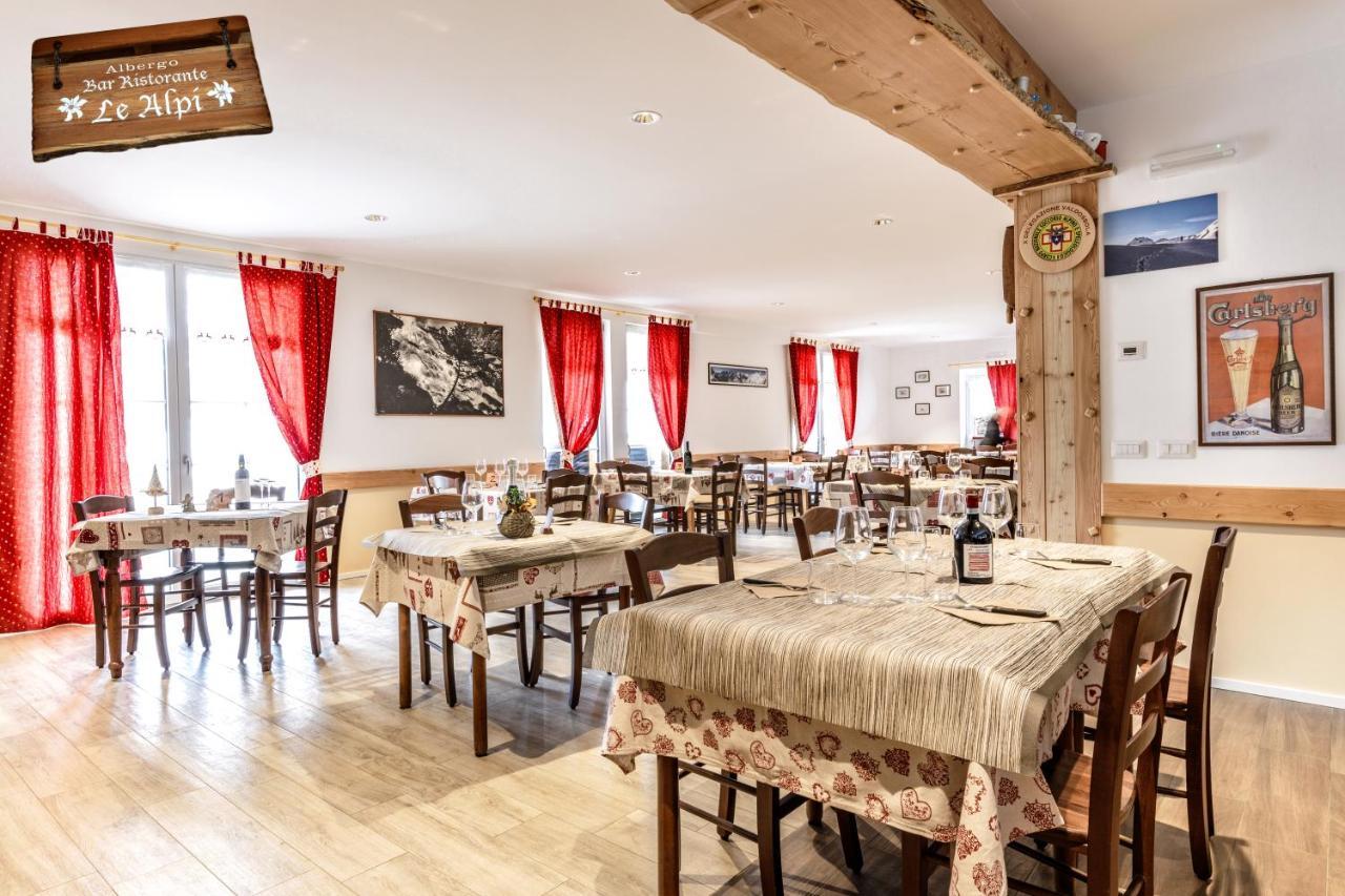 Albergo Ristorante Le Alpi La Frua Luaran gambar